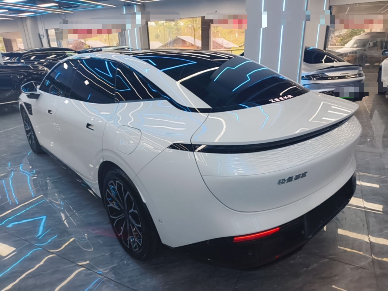 Zeekr 007 2025 Rear-Drive Intelligent Driving Version 75 kWh — снимка 4