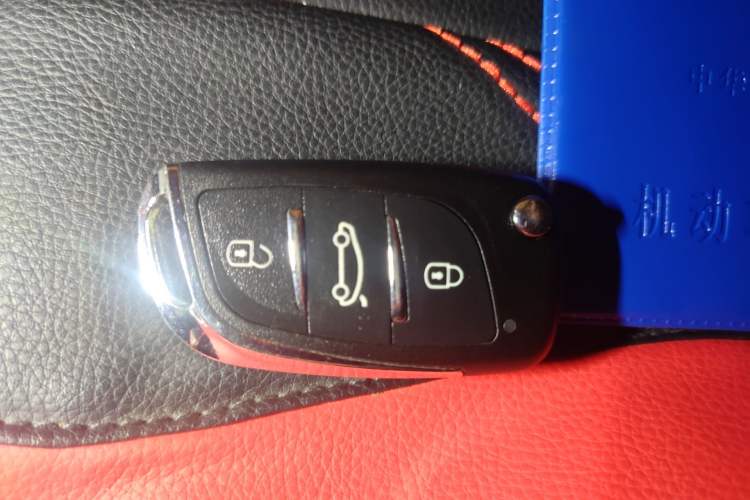 Used Haval H1 2015 1.5L AMT Luxury Model
