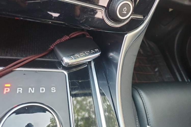 Used Jaguar XFL 2019 XFL 2.0T 200PS Two-Wheel-Drive Luxury Edition
