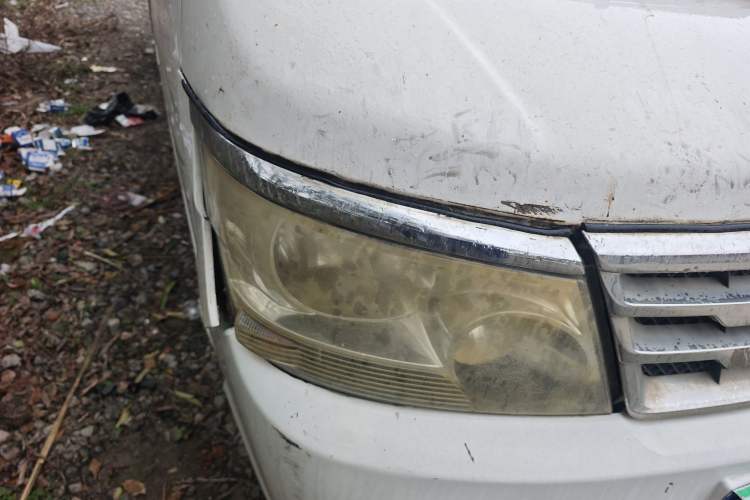 Used Jinbei Hiace 2011 2.0L 5th Generation Kuaiyunwang Standard Version 4G19
