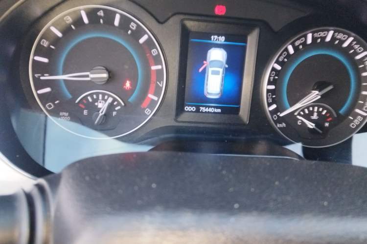 Used Haval H2 2016 Red Label 1.5T Manual Two-Wheel Drive Urban Edition