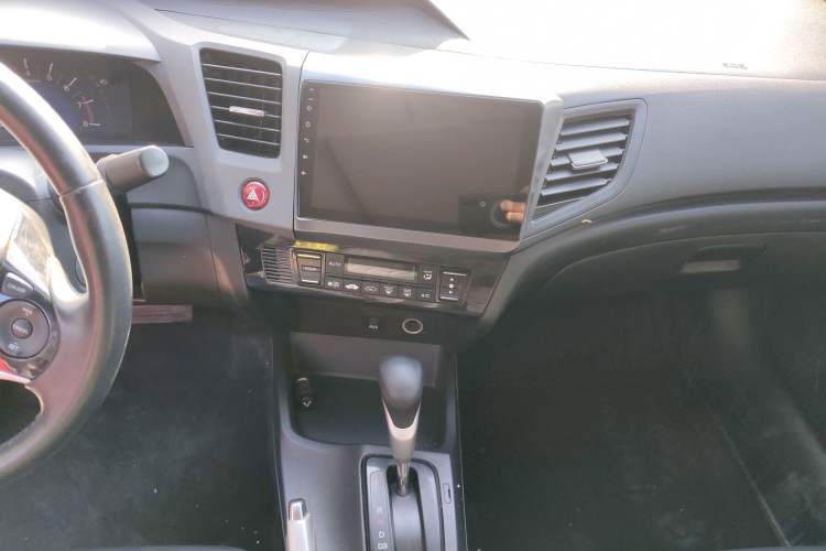 Used Honda Civic 2012 1.8L automatic luxury edition