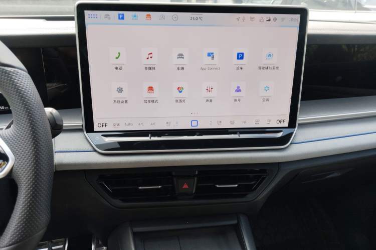 Used Volkswagen Tayron 2025 Tiguan L 380TSI 4Motion Luxury Easy Package Audio And AC Panel