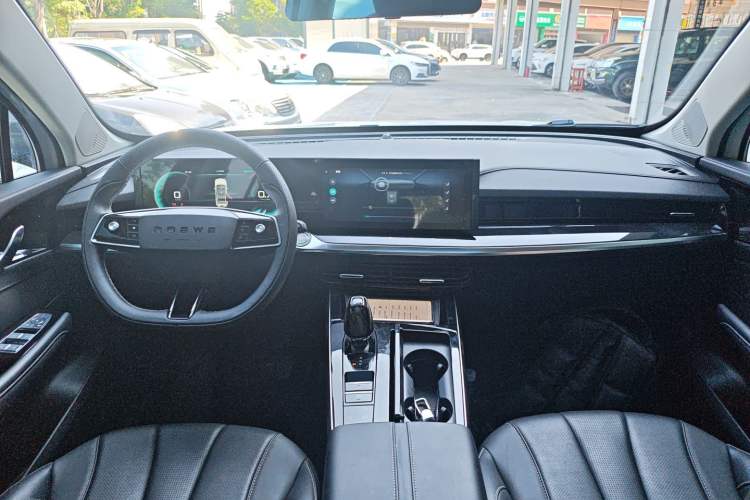 Used Roewe RX5 MAX 2022 1.5T Automatic Youwei Luxury Edition Interior 2