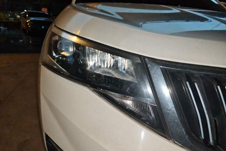 Used Skoda Kamiq 2018 1.5L Automatic Standard Edition China VI Right Front Headlight