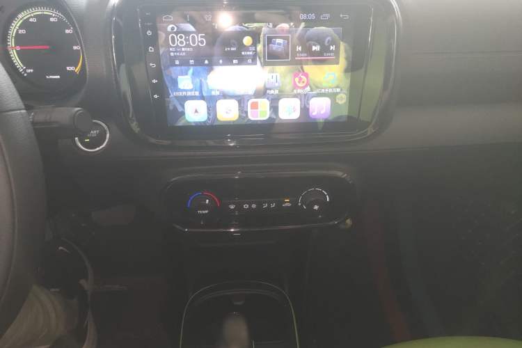 Used Roewe Clever 2021 302 km New Four-Seater Super-Efficient Version