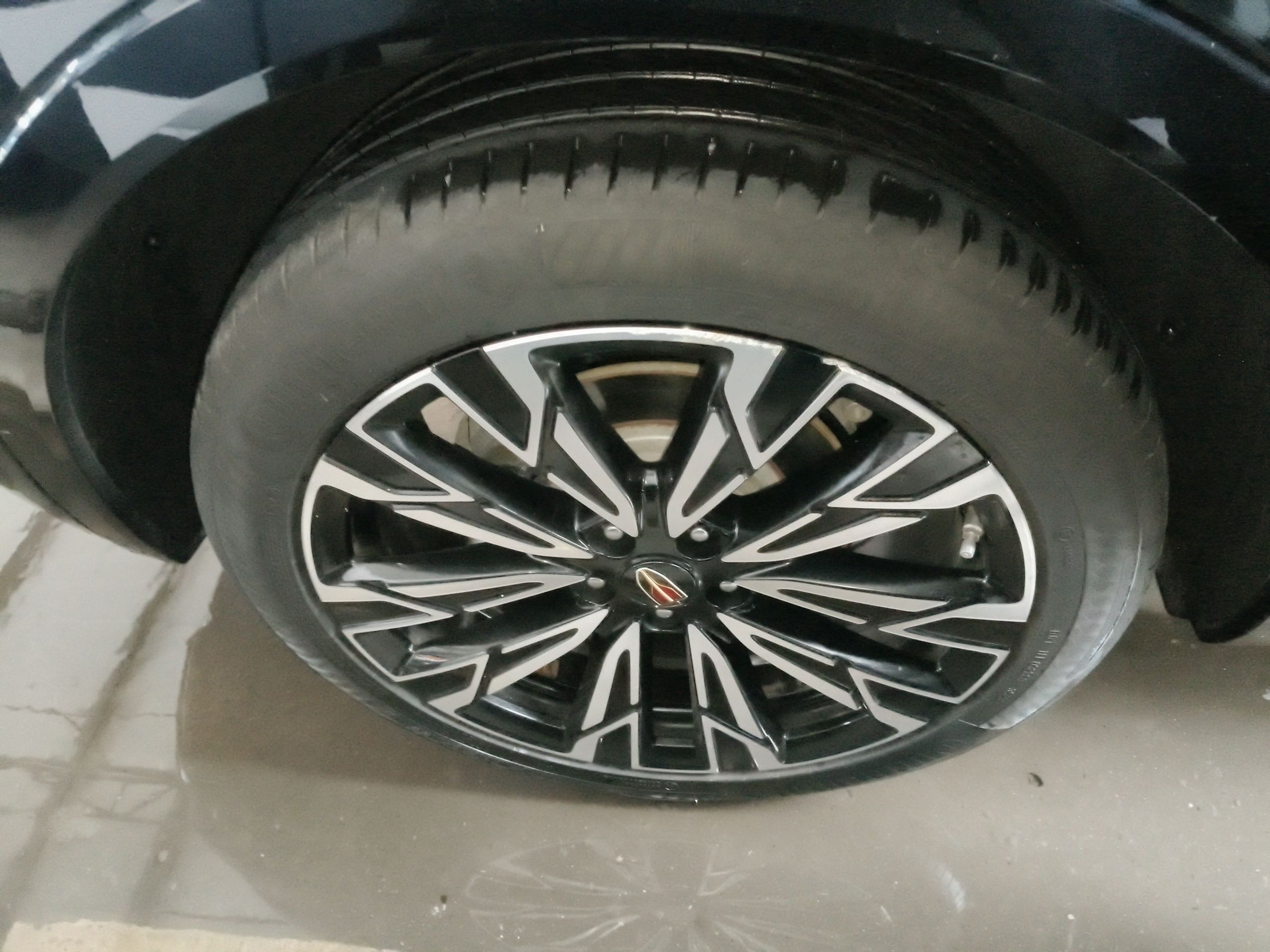 Hongqi HS5 2023 2.0T Four-Wheel Drive Flagship Pro Edition - Chinese Trim Xiang — снимка 11