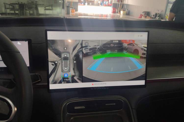 Used Chery Tiggo 8 PLUS C-DM 2025 1.5T 116 km Luxury Version 5 Seats