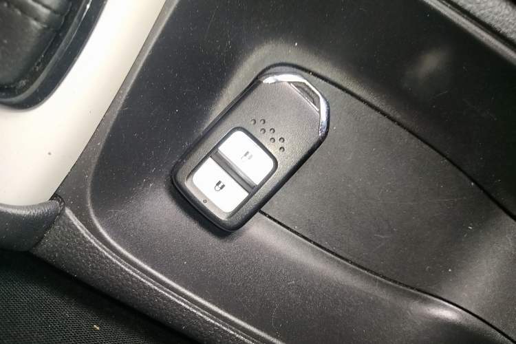 Used Honda Fit 2021 1.5L CVT Trend Edition Vehicle Key