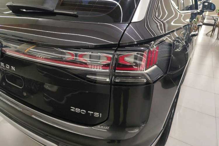 Used Volkswagen Tayron 2023 280TSI Two-Wheel-Drive Luxury Plus Advanced Version