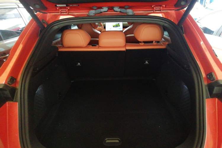 Used Deepal S07 2024 215Max Qiankun Intelligent Driving ADS SE Range-Extended Version
