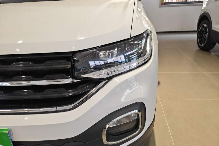 Used Volkswagen Tacqua 2023 200TSI DSG Joy-Connect Edition
