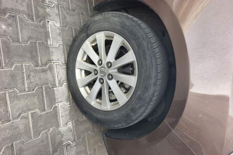 Used Buick GL8 2018 28T Comfort Model China VI Standard