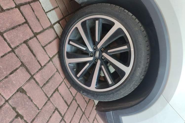 Used Bestune T77 2019 230 TID Automatic Prestige Version China VI Emission Standard