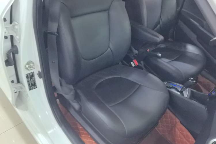 Used Hyundai Verna (older generation) 2017 1.4L Automatic YueXiang Edition China V-standard