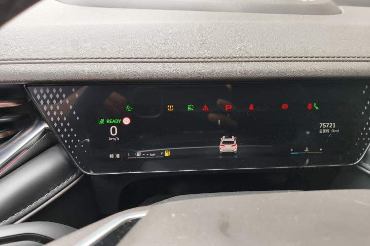 Used Wey Mocha 2021 2.0T Two-Wheel-Drive Premium Edition Instrument Cluster