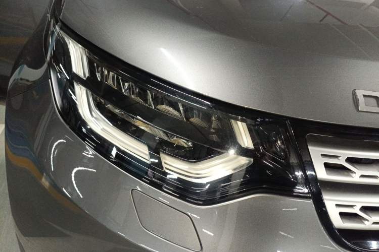 Used Land Rover Discovery 2017 3.0 SC V6 HSE Right Front Headlight