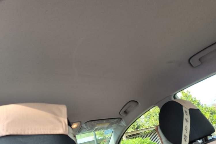 Used Hyundai Verna (new generation) 2016 1.4L Automatic Cool Edition GLS Headliner