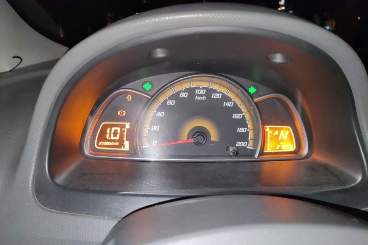 Used Chevrolet Sail 2013 Sedan 1.2L AMT Ideal Edition