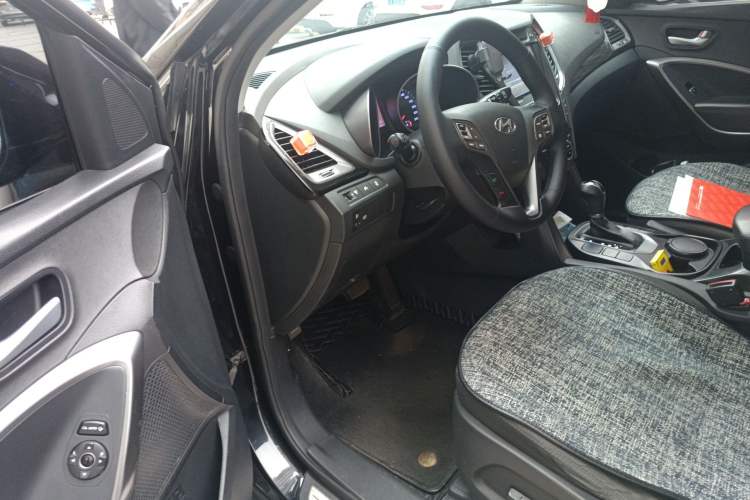 Used Hyundai Grand SantaFe 2015 2.0T 7-Seater Two-Wheel Drive Leading Edition Driver Seat