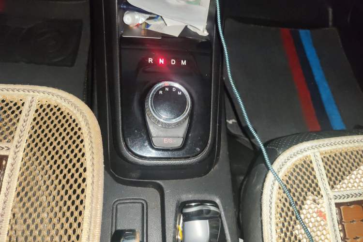 Used Baojun 310W 2018 1.5L Automatic Luxury Version China VI Emission Standard