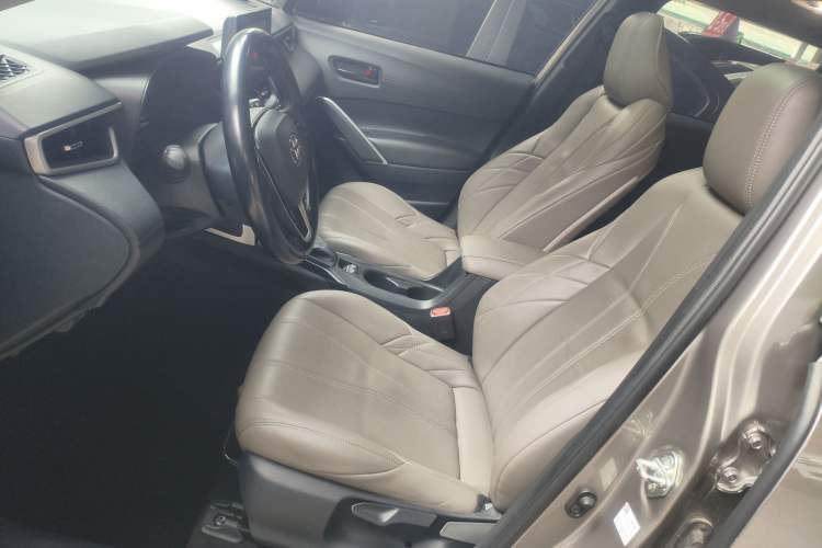 Used Toyota FRONTLANDER 2022 2.0L CVT Leading Edition Left Front Seat