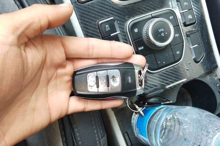 Used Haval H6 Coupe 2015 Blue-Label 2.0T Manual Two-Wheel Drive Prestige Model