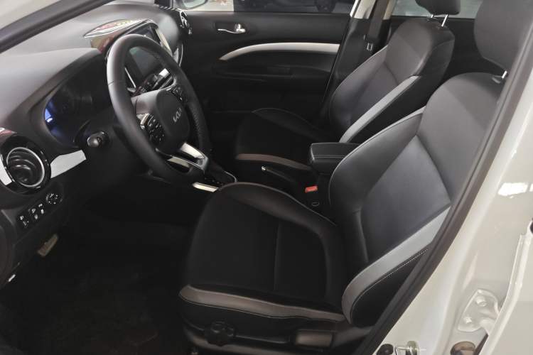 Used Kia kx1 Stonic 2021 1.4L CVT Sunroof Model Left Front Seat