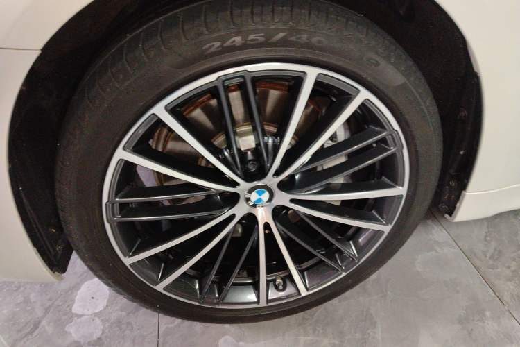 Used BMW 5 Series 2023 530Li Leading Model M Sport Package