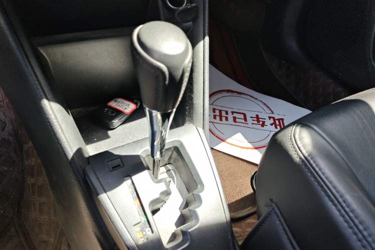 Used Toyota Vios 2021 1.5L CVT Innovation Edition Gear Lever
