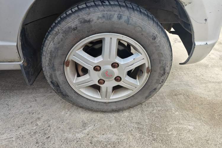 Used Wuling Rongguang 2014 1.2L S Standard Model
