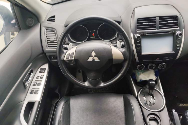 Used Mitsubishi ASX 2013 2.0L CVT Two-Wheel Drive Luxury Edition