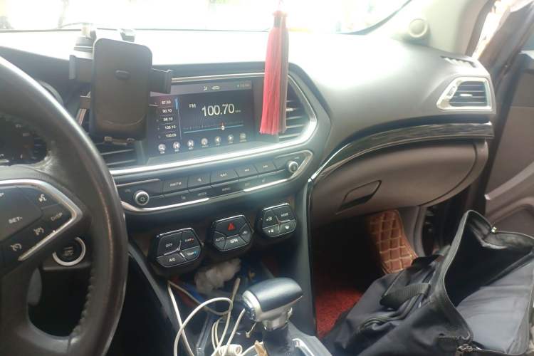 Used GAC Trumpchi GS4 2017 235T Automatic Two-Wheel Drive Luxury Smart Connectivity Version