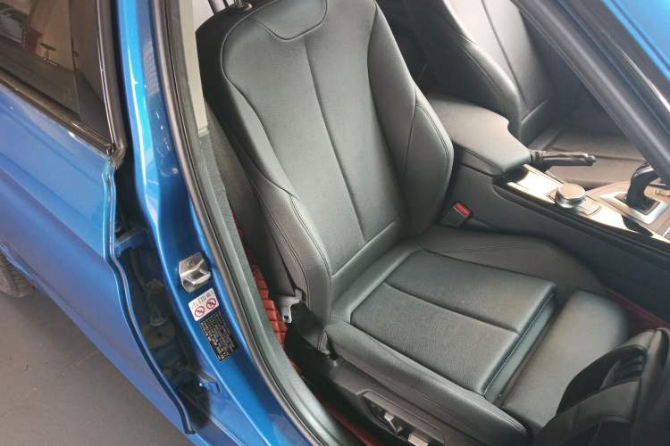 Used BMW 3 Series 2018 320Li Leading Model M Sport Package