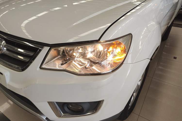 Used Land X8 2014 Explorer Edition 2.0L Urban Pioneer Version