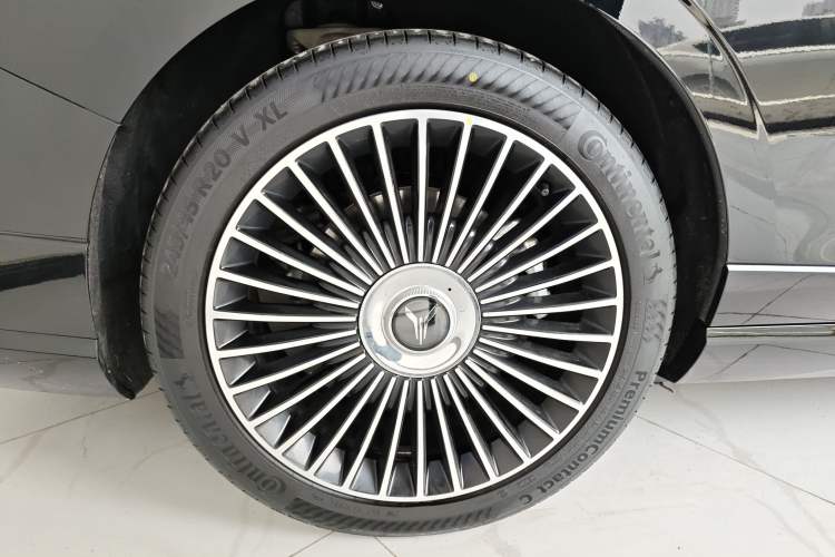 Used VOYAH Lantu Chiguang L 2026 Four-Wheel-Drive Ultra
