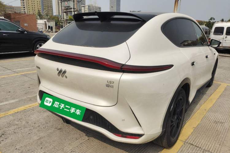 Used IM LS7 2023 100kWh Lux Rear-Drive Version