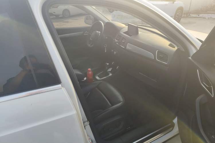 Used Audi Q3 2015 35 TFSI quattro Comfort model