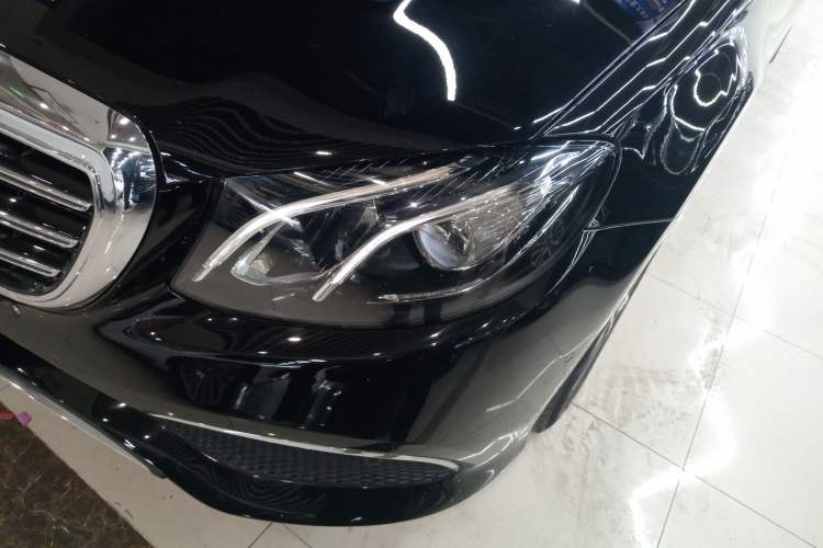 Used Mercedes-Benz E-Class 2019 Facelifted E 300 L Stylish Version
