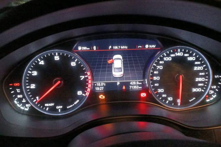 Used Audi A6L 2018 30th Anniversary Edition 35 TFSI Fashion Model
