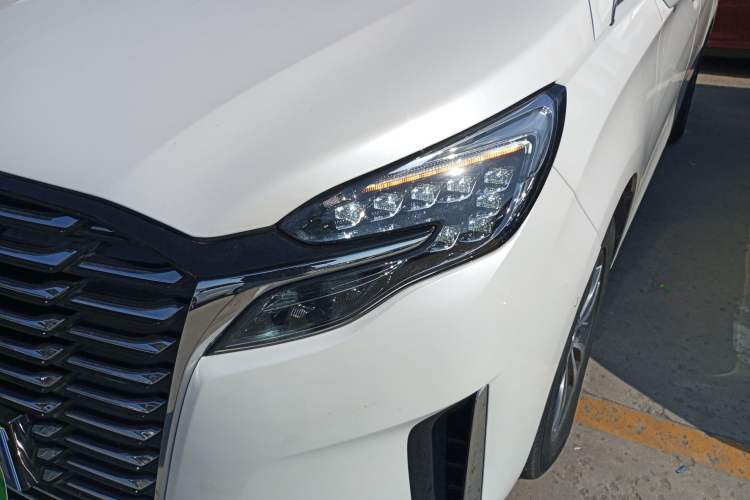 Used Buick GL8 2023 ES Lu Zun Deluxe Model