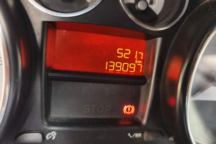 Used Peugeot 408 2013 2.0L Manual Comfort Edition Odometer Close Up