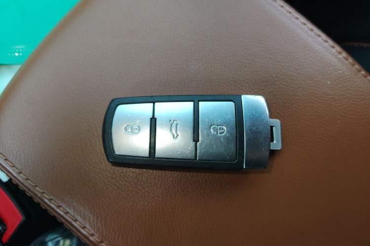 Used Volkswagen FAW-Volkswagen CC 2015 1.8TSI Luxury Model
