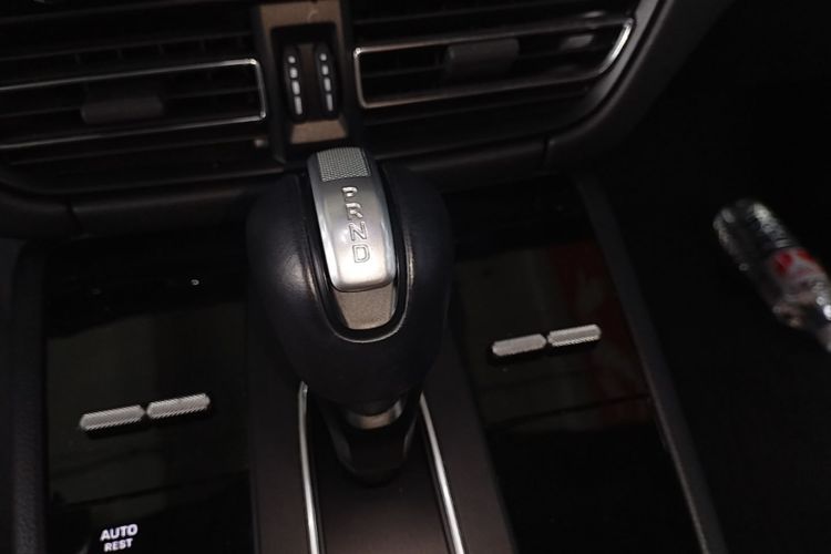 Used Porsche Macan 2023 Macan 2.0T