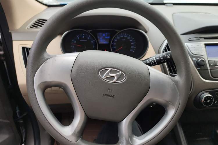 Used Hyundai ix35 2013 2.0L Automatic 2WD Comfort GL China IV Standard