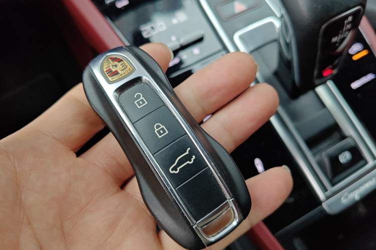 Used Porsche Cayenne E-Hybrid 2020 Cayenne E-Hybrid 2.0T