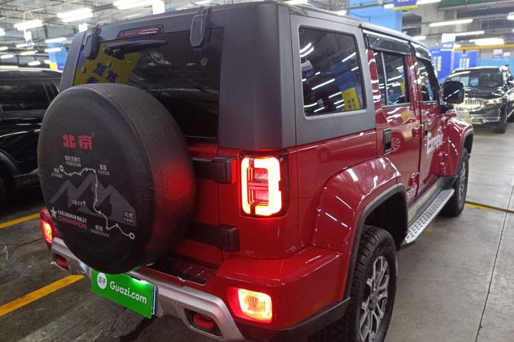 Used BAIC Off-Road BJ40 2023 2.0T Automatic Four-Wheel Drive Urban Hunter Edition Chivalrous Type
