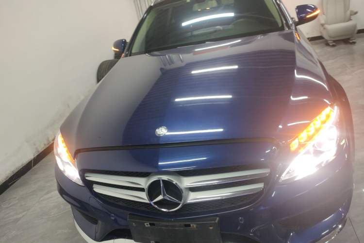 Used Mercedes-Benz C-Class 2015 C 200 station wagon