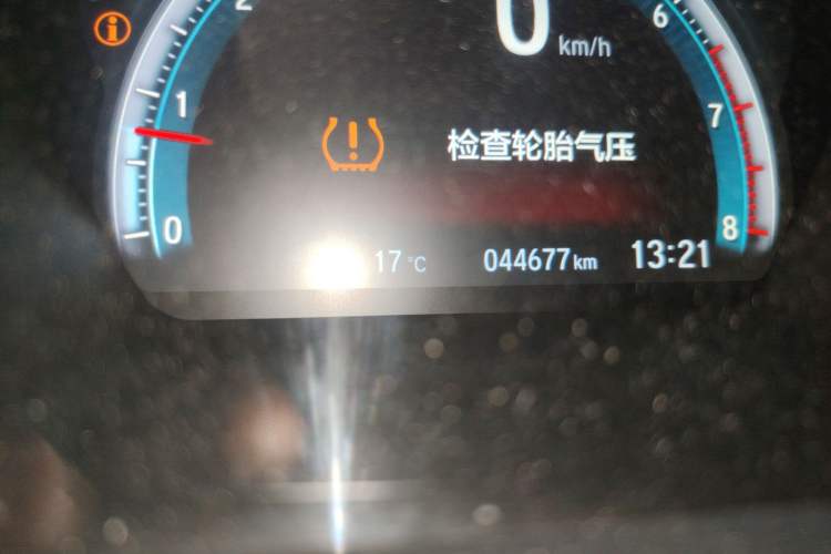 Used Honda Civic 2019 220TURBO CVT Dynamic Edition China VI Odometer Close Up