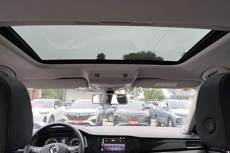 Used Volkswagen Bora 2021 1.5L Automatic Elite Smart Connect Edition
